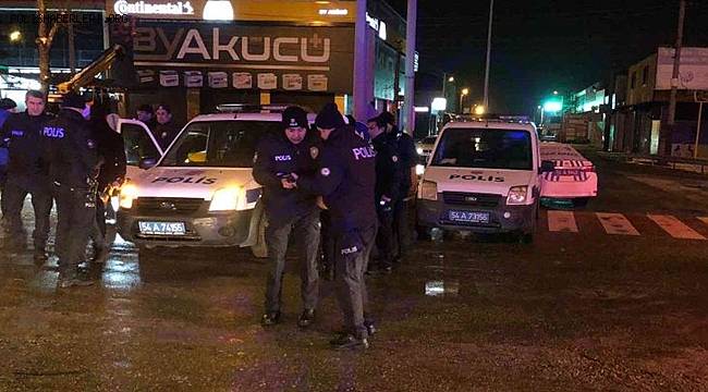 D-100’de polis otosu ile otomobil çarpıştı, 1’i polis 5 yaralı