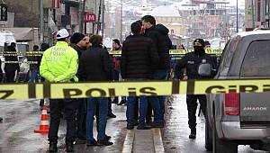 Van’da sokak ortasında silahlı saldırıda 2 kişi öldü