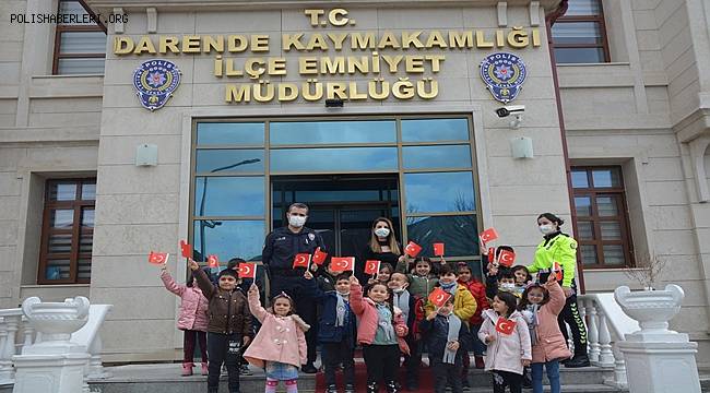 Anaokulu Öğrencilerinden Darende İlçe Emniyet Müdürlüğüne Ziyaret