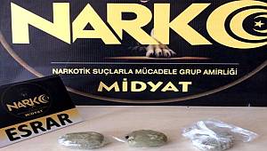 Batman'dan Mardin'e uyuşturucu madde götürmeye çalışan şüpheli yakalandı 