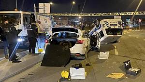 İstanbul'da şüpheli otomobili kovalayan polis aracı takla attı 