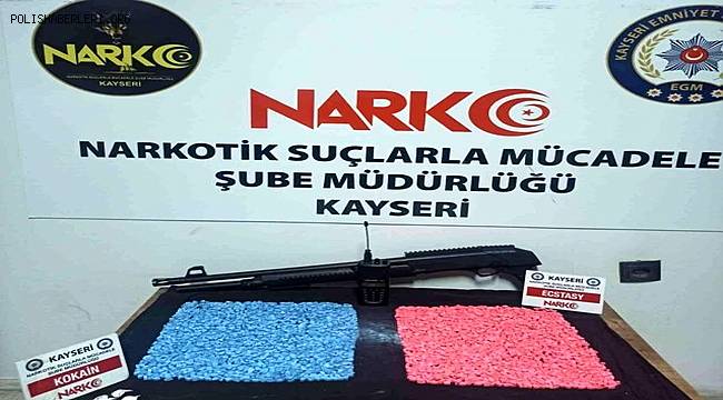 Kayseri'de uyuşturucu operasyonunda 2 kişi gözaltına alındı