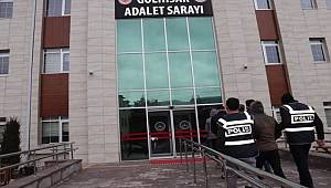 Burdur'da evden altın ve para çalan 3 zanlı tutuklandı