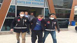 Eşini sırtından bıçaklayarak öldüren şüpheli tutuklandı
