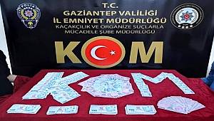 Gaziantep'te 981 adet sahte 100 ve 200 liralık banknotlar ele geçirildi 