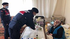 Jandarma ekiplerinden şehit annelerine sürpriz