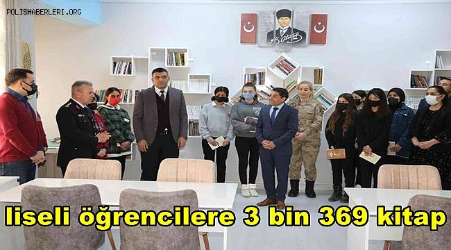 Jandarmadan liseli öğrencilere 3 bin 369 kitap