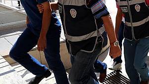 Mersin merkezli FETÖ operasyonunda yakalanan 5 zanlıdan 4'ü tutuklandı 