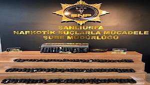 Polisten kaçtı, aracının yakıt deposundan 11 kilo esrar çıktı