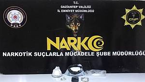 Gaziantep'te bir evde 1 kilo 450 gram metamfetamin ele geçirildi