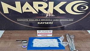 Kayseri’de uyuşturucu taciri 2 şahıs yakalandı 