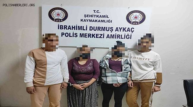 Polisten kaçarken çaldıkları parayı etrafa saçan 4 kadın yakalandı