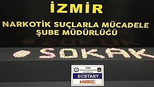 Ticari araçla uyuşturucu kuryeliği yapan 2 kadın yakalandı