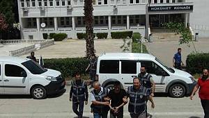 Adana'da cinayet zanlısı adliyeye sevk edildi