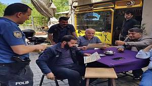 Batman’da polis ekipleri, artan dolandırıcılık olaylarına karşı vatandaşları uyardı