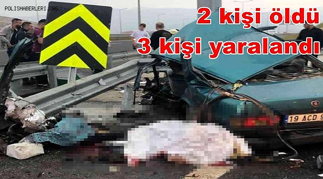 İzmir'de trafik kazasında 2 kişi öldü, 3 kişi yaralandı 