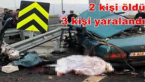 İzmir'de trafik kazasında 2 kişi öldü, 3 kişi yaralandı 