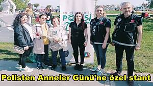 Polisten Anneler Günü’ne özel stant
