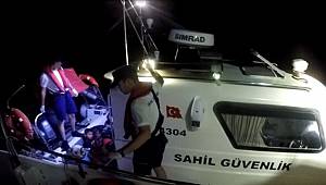 Çanakkale açıklarında 13 düzensiz göçmen kurtarıldı 