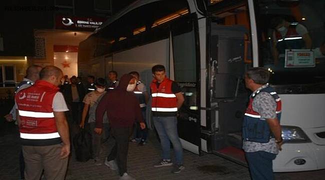 Edirne'de yakalanan 227 kaçak Afgan göçmen ülkelerine gönderilecek 