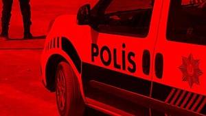 Tuzla'da boş arazide erkek cesedi bulundu 