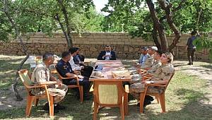 Kaymakam Savar’dan şehit ve gazi ailelerine bayram ziyareti 