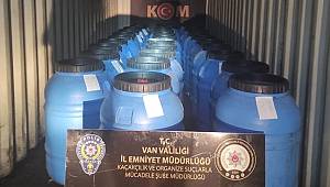 Van'da 5 ton 420 litre sahte içki ele geçirildi