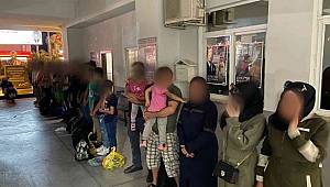 Avrupa’ya geldikleri hayaliyle indiler, polise yakalandılar 
