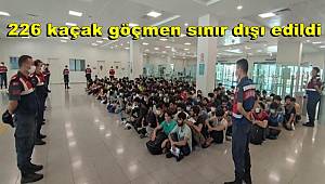 Kırklareli’nde yakalanan 226 kaçak göçmen sınır dışı edildi