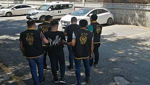 Malatya'da kayısı hırsızları tutuklandı