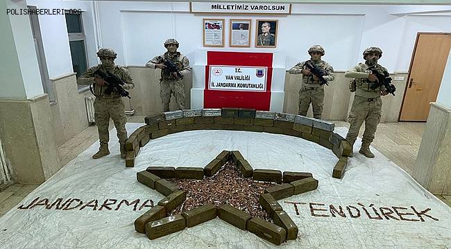 Van Jandarma ekiplerinden PKK'ya darbe !!!