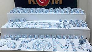 Elazığ'da 938 adet sahte 100 TL'lik banknotla yakalanan 3 kişiye gözaltı 