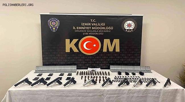 Karadeniz üzerinden İzmir'e silah sevkiyatı yapan iki kişi yakalandı 