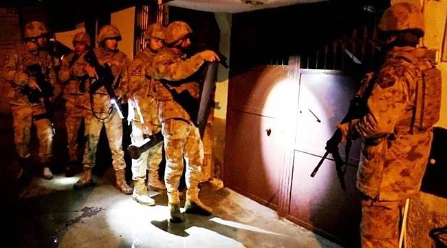 Mersin’de terör operasyonunda 6 şahıs tutuklandı 