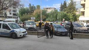 Sevgilisini bıçaklayarak öldüren genç kız tutuklandı