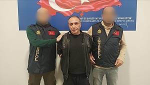 Kırmızı bültenle aranan cinayet zanlısı Almanya'da yakalanarak Türkiye'ye getirildi 