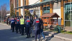 Balıkesir’de jandarmadan uyuşturucu ve organize suç operasyonu, 45 gözaltı