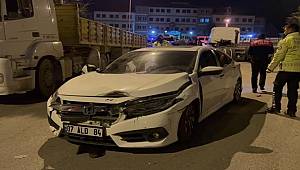 'Dur' ihtarına uymayan alkollü sürücüsü polise çarpıp kaçtı