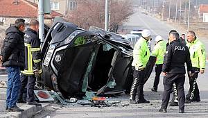 Kayseri'de iki otomobilin çarpıştığı kazada 5 kişi yaralandı