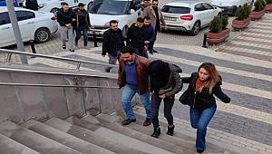 Araç çalıp ilçe ilçe gezen 3 şüpheli kıskıvrak yakalandı, suç makinesi çıktılar 