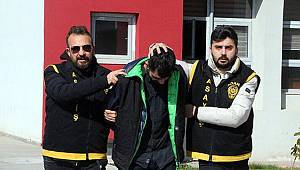 Kendisini hırsızlıkla suçlayan kişiyi öldürdü, barakada saklanırken yakalandı