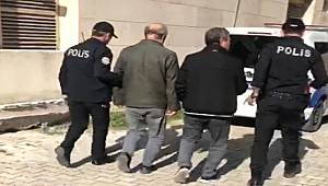 Edremit’te mağazalardan hırsızlık yapan 2 kişi yakalandı