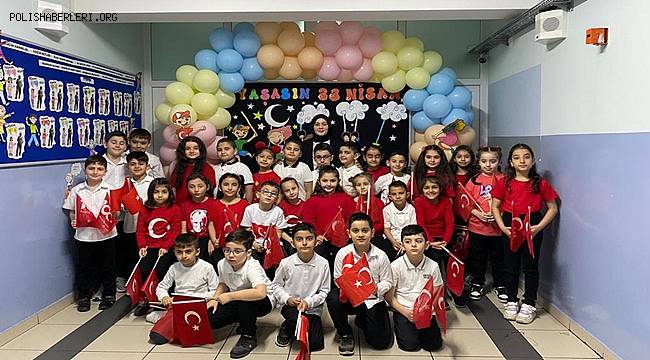 Orgeneral Eşref Bitlis İlköğretim Okulunda 23 Nisan Ulusal Egemenlik ve Çocuk Bayramı Coşku ile Kutlandı.