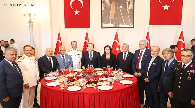 Mersin'de Kurban Bayramı dolayısıyla bayramlaşma programı düzenlendi