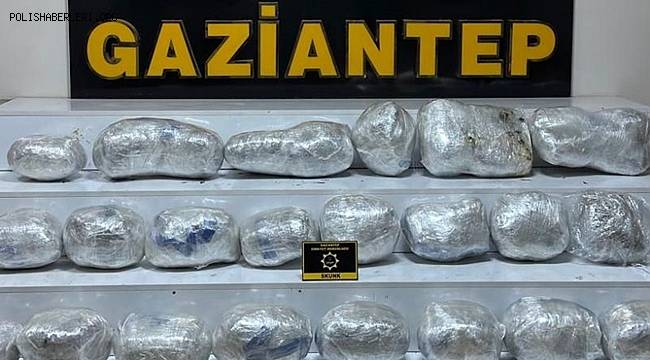Gaziantep'te sokak satıcılarına yönelik operasyonda 26 kilogram skunk ele geçirildi