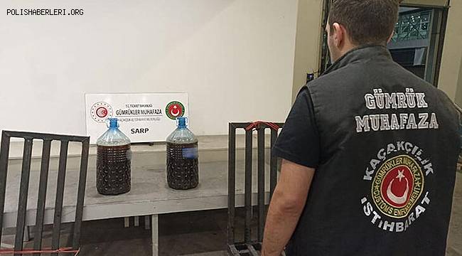 Sarp Gümrük Kapısı'nda 48 kilo kaçak kestane balı ele geçirildi 