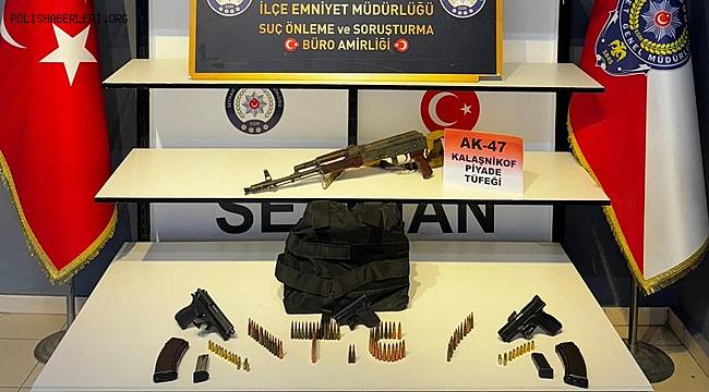 Adana'da yapılan baskında çok sayıda silah ele geçirildi 
