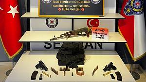 Adana'da yapılan baskında çok sayıda silah ele geçirildi 