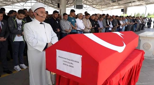Kalp Krizi Sonucu Hayatını Kaybeden Jandarma Uzman Çavuş Gaziantep'te Toprağa Verildi