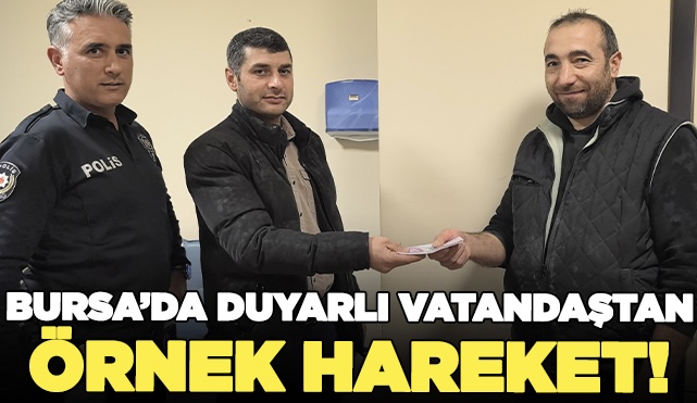 Bursa İnegöl'de bir vatandaş, ATM'de unutulan parayı bularak polise teslim etti 